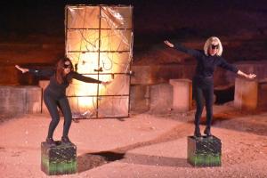 Μια «Ηλέκτρα» διαφορετική από τις άλλες: Συγκλονιστική παράσταση στο Αρχαίο Θέατρο Μίεζας στο πλαίσιο του Naoussa Summer Festival 2025