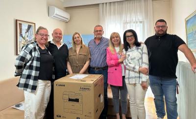 Επίσκεψη και δωρεά στον «Έρασμο» από τον Πολιτιστικό Σύλλογο «Ψηφιδωτό» και το Λαογραφικό Σύλλογο Ντόπιων Μακροχωρίου