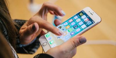 Apple: Εντοπίστηκε κενό ασφαλείας που επιτρέπει «εισβολή» χάκερ στις συσκευές - Τι να κάνουν οι χρήστες