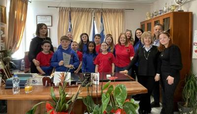 Επίσκεψη Δημοτικού Σχολείου της Ουαλίας στο Δήμο Σκύδρας