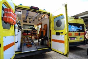 Οι εργαζόμενοι του ΕΚΑΒ την Τρίτη στην πλατεία Δημαρχείου Βέροιας με τα ασθενοφόρα