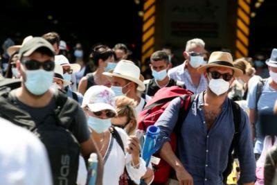 Τέλος από 1η Μαΐου στα πιστοποιητικά νόσησης και τα self test – Χωρίς μάσκες από 1η Ιουνίου
