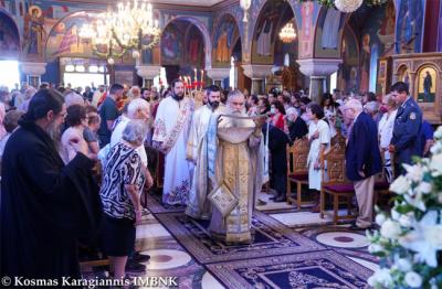 Πολυαρχιερατικό Συλλείτουργο ενώπιον της Ιεράς Εικόνος της Παναγίας του «Άξιον Εστί»