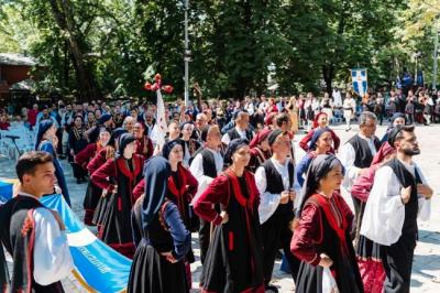 Η Πανελλήνια Ομοσπονδία Πολιτιστικών Συλλόγων Βλάχων για το 36ο Αντάμωμα στη Νάουσα