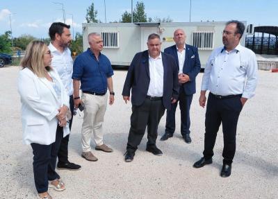 Επίσκεψη Υφυπουργού Εσωτερικών στο ανακαινισμένο ΚΕΠ Δήμου Βέροιας και στον χώρο του Κλειστού Γυμναστηρίου