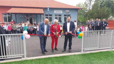 Νέα γήπεδα 5Χ5 και μπάσκετ στο Δημοτικό Σχολείο Αγ. Βαρβάρας