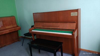 Δώρισε πιάνο στο Δημοτικό Ωδείο Βέροιας