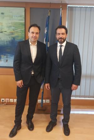 Με παρέμβαση του Τάσου Μπαρτζώκα επιλύθηκε το πρόβλημα στην έκδοση ΑΜΚΑ για τους αλλοδαπούς εργάτες γης.