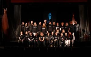 Το θεατρικό δρώμενο ΦΩΝΕΣ ΓΥΝΑΙΚΩΝ παρουσιάστηκε στη Νάουσα από την ομάδα ΘΕΡΩΣ Αλεξάνδρειας