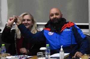 Το Δημοτικό Συμβούλιο του Δήμου Νάουσας έκοψε την πίτα του