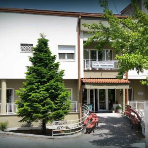 Τα νέα Διοικητικά Συμβούλια στο Αδελφάτο Γηροκομείο Βέροιας και στην Μονάδα Φροντίδας Ηλικιωμένων