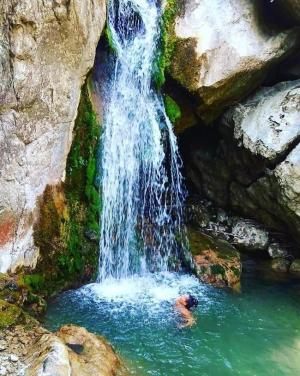 Εκδρομή και πεζοπορία στις βάθρες Μεταμόρφωσης του Βερμίου