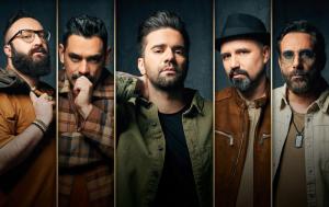 Με ONIRAMA και ζεστό κρασί η φωταγώγηση του Χριστουγεννιάτικου Δέντρου της Βέροιας