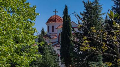 Θεία Λειτουργία και τέλεση πάνδημου ετήσιου μνημόσυνου στην Ιερά Μονή Αγίου Γεωργίου Περιστερεώτα