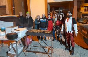 Με πολύ κέφι "τσίκνισαν" οι Δασκιώτες της Βέροιας (φωτό)