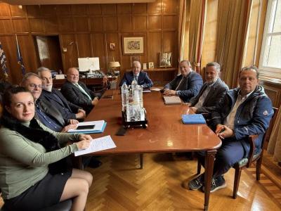 Συνάντηση του Υφυπουργού Ανάπτυξης Λάζαρου Τσαβδαρίδη με την Ομοσπονδία Ψυκτικών Ελλάδος και τη ΓΣΕΒΕΕ