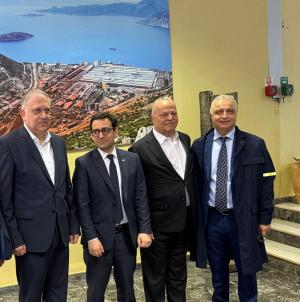 Στο εργοστάσιο της METLEN στη Βοιωτία Υφυπουργός Ανάπτυξης Λάζαρος Τσαβδαρίδης, συνοδεύοντας τον Υπουργό κ. Θεοδωρικάκο