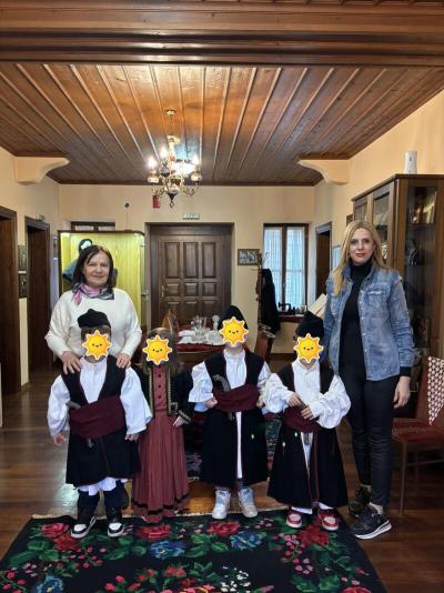 Επίσκεψη των μαθητών του Ιδιωτικού Νηπιαγωγείου "Παιδικός Πλανήτης" στο Σπίτι του Συλλόγου Βλάχων Βέροιας