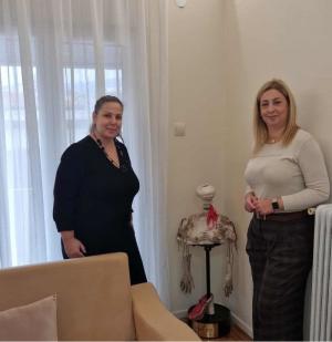 Επίσκεψη της εικαστικού Έλενας Στεργίου στον «Έρασμο»