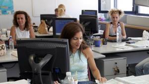 Έρχονται προσλήψεις σε δημόσιο και φορείς / Τρεις για τους ΤΟΕΒ