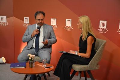 Βοργιαζίδης στο 1ο Forum των Αιγών: «Η μεγαλύτερη πρόκληση είναι το φθηνό ρεύμα - Ναι στις ΑΠΕ, αλλά με δίκτυα και αποθήκευση ενέργειας»