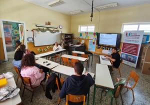 Νέα ενδοσχολική επιμόρφωση εκπαιδευτικών πραγματοποιήθηκε στο Δημοτικό Σχολείο Πλατάνου
