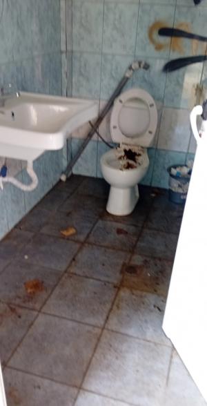Διαμαρτυρία για τις δημόσιες τουαλέτες στη Νάουσα