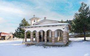 Εγκαινιάζεται ο Ιερός Ναός του Οσίου Σεραφείμ του Σάρωφ στο χιονοδρομικό κέντρο του Σελίου