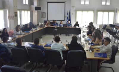 Επίσκεψη μαθητών από την Ιταλία στο Δημαρχείο Νάουσας στο πλαίσιο του προγράμματος Erasmus+ και της αδελφοποίησης σχολείων