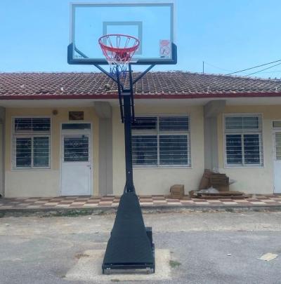 Ο Δήμος Νάουσας στηρίζει τη Νεολαία των Τοπικών Κοινοτήτων — Νέες Αθλητικές Υποδομές στη Μαρίνα