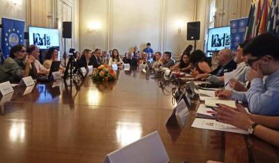 Μεταπτυχιακό Πρόγραμμα για Βαλκάνιους Επικοινωνητές και Πανελλαδικό Δημοσιογραφικό Συνέδριο στη Νάουσα