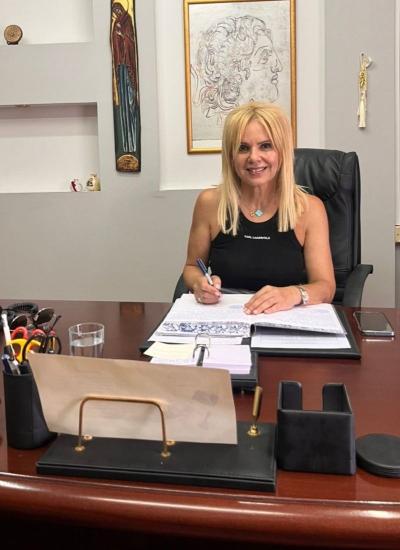 Η Τζένη Δεληγιαννίδου στη θέση της Διευθύντριας Πρωτοβάθμιας Εκπαίδευσης Ημαθίας