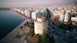 Μονοήμερη εκδρομή στην Θεσσαλονίκη για τα ΚΑΠΗ Δήμου Νάουσας